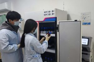 智能試劑柜的RFID掃描速度和傳統(tǒng)條形碼哪個(gè)更快？